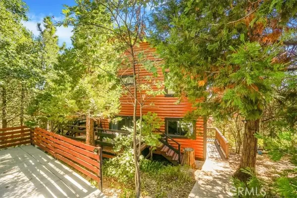 695 Grass Valley Road, Lake Arrowhead, CA 92352