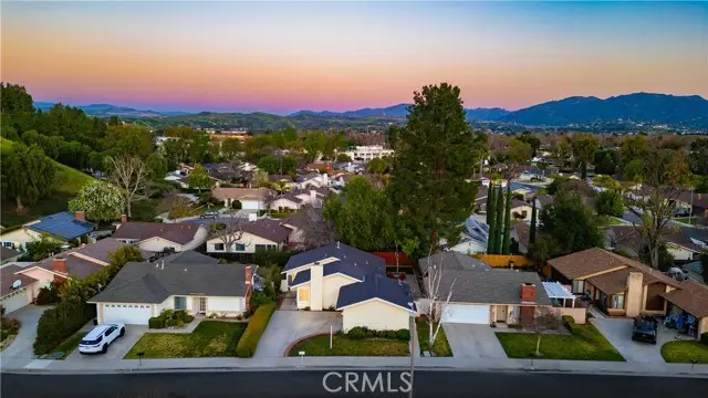 25870 Blanca Way, Valencia, CA 91355 - Image #2