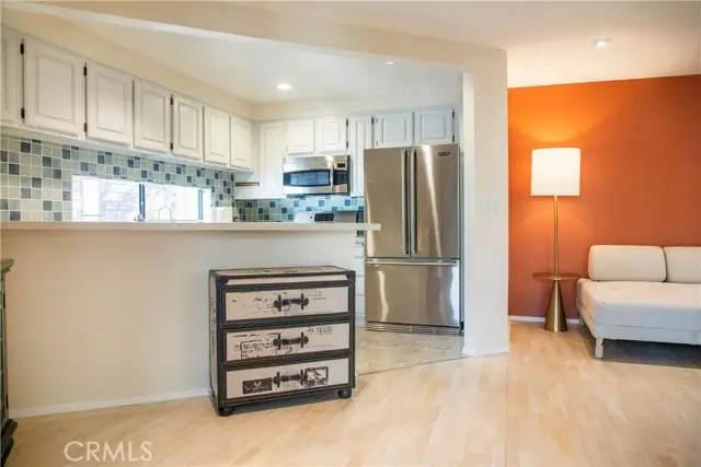 950 N Kings #245, West Hollywood, CA 90069 - #3