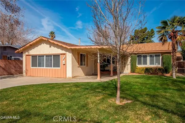2149 E Avenue Q1, Palmdale, CA 93550