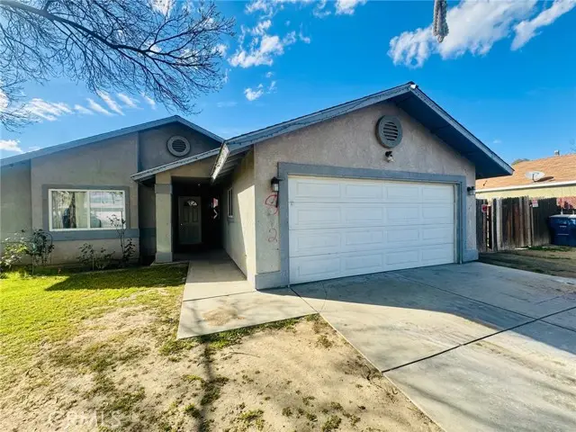 812 S Brown, Bakersfield, CA 93307 - #3