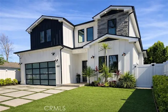 5510 Columbus, Sherman Oaks, CA 91411 - #1