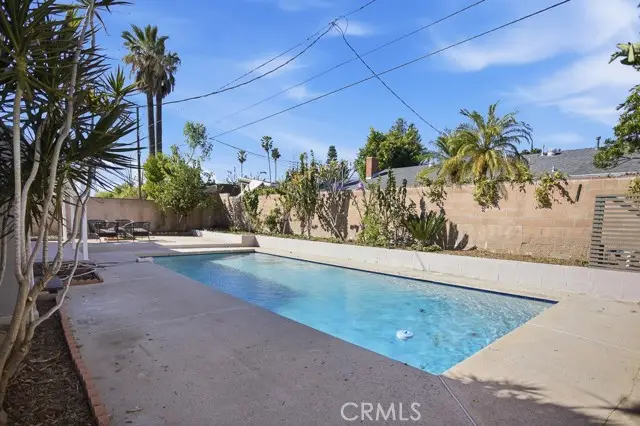 21045 Blythe Street, Canoga Park, CA 91304 - #3