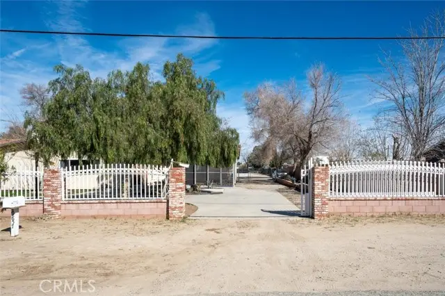 9857 E Avenue S 10, Sun Village, CA 93543 - #3