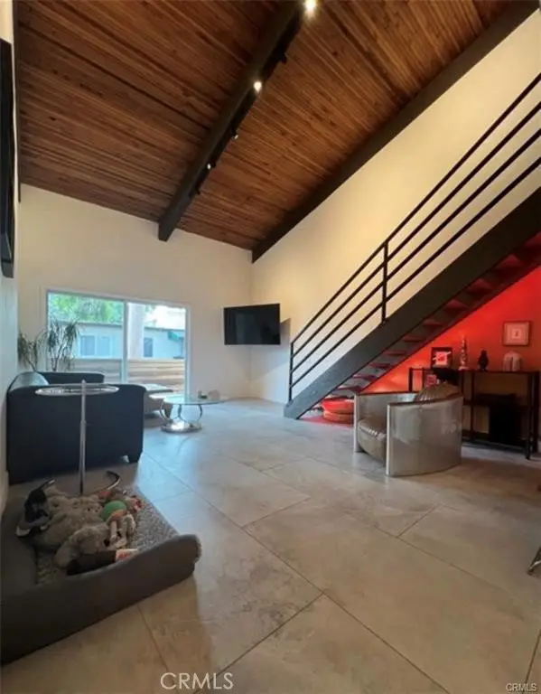 5460 White Oak #A305, Encino (los Angeles), CA 91316