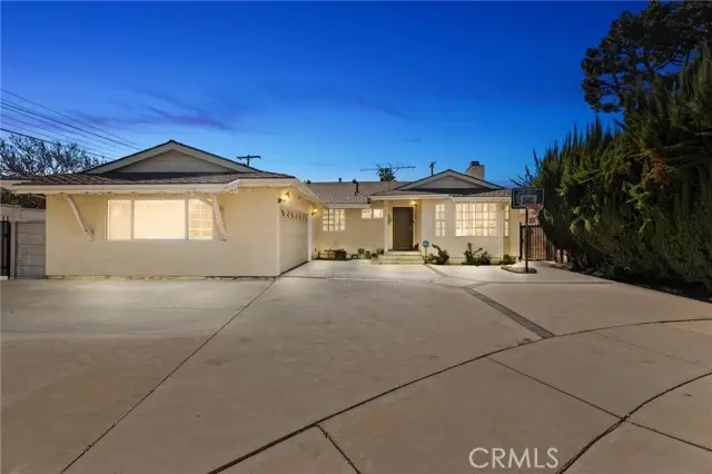 18900 Knapp, Northridge, CA 91324 - #1