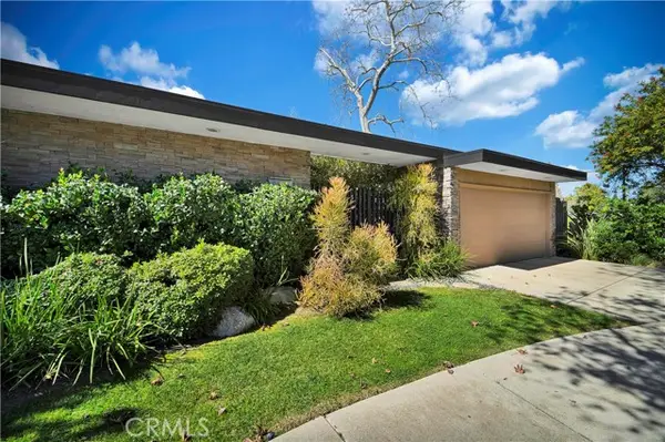 6119 Mary Ellen, Los Angeles, CA 91401