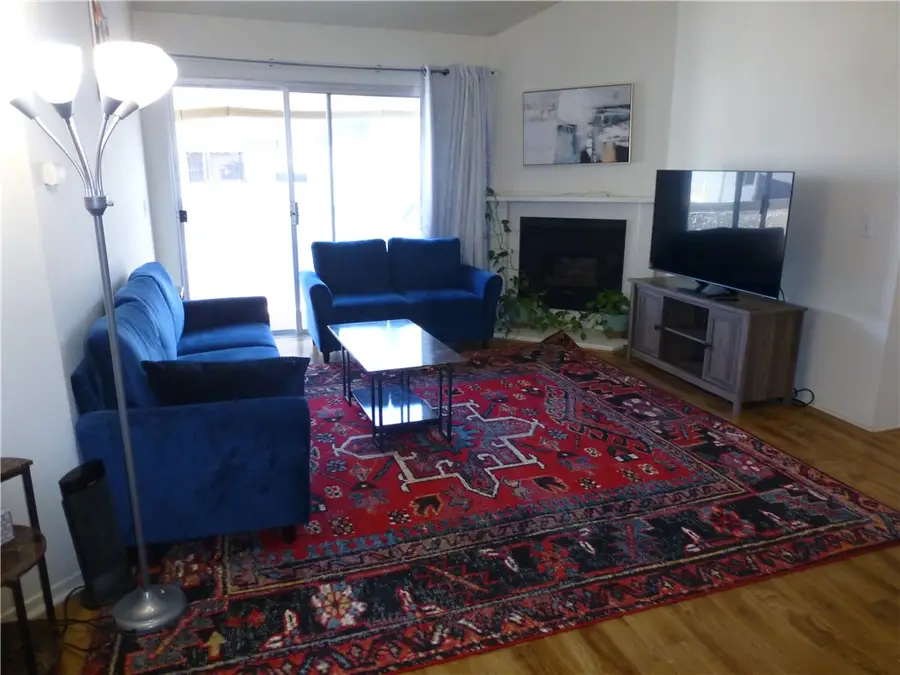 20253 Keswick Street #325, Winnetka, CA 91306 - #3