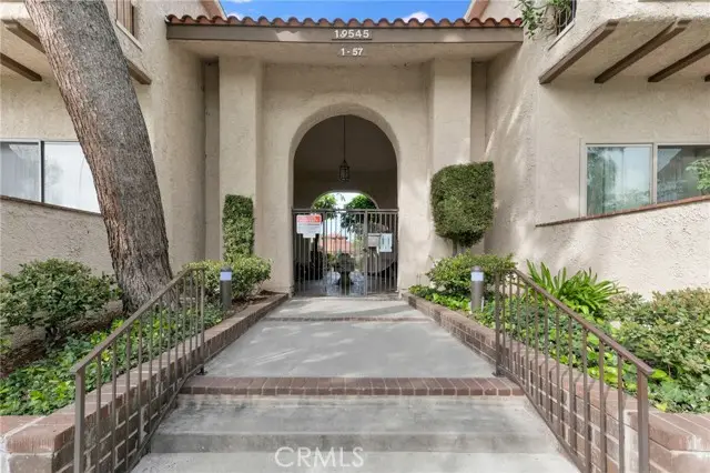 19545 Sherman Way #47, Reseda, CA 91335 - #3