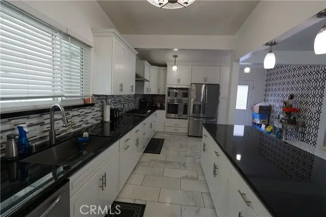 9327 Stanwin Avenue, Pacoima, CA 91331 - #2