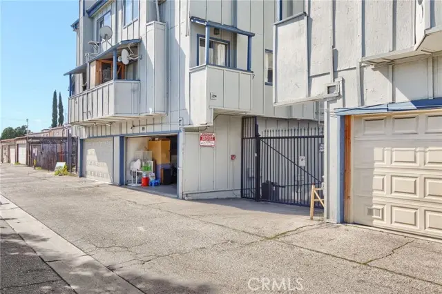 9332 Van Nuys #69, San Fernando Valley, CA 91402 - #1