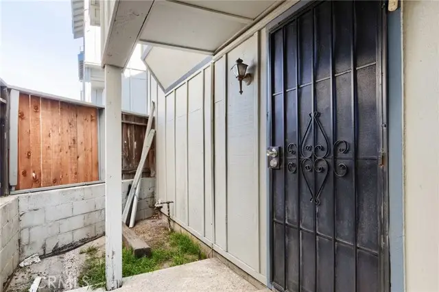 9332 Van Nuys #69, San Fernando Valley, CA 91402 - #2