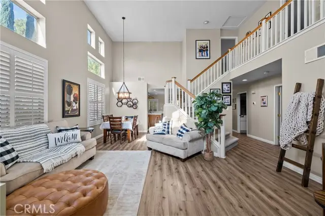 27687 Ron Ridge, Santa Clarita, CA 91350 - #3