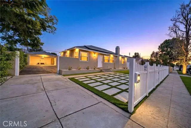 6820 Jellico Avenue, Van Nuys, CA 91406 - #1