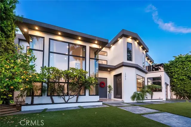 17917 Valley Vista Boulevard, Encino, CA 91316 - #1