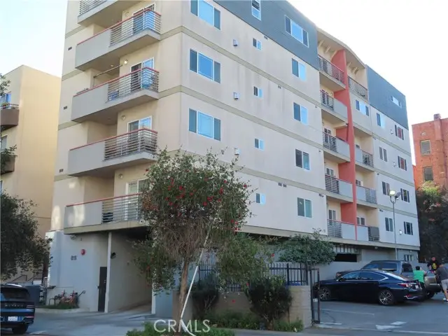 815 S Harvard #302, Los Angeles, CA 90005 - #1