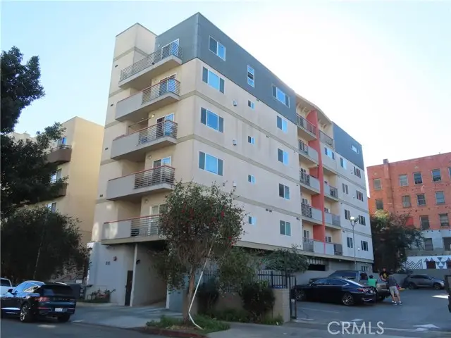 815 S Harvard #302, Los Angeles, CA 90005 - #2