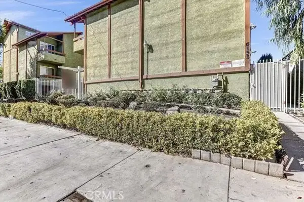 6155 Reseda Blvd #4, Tarzana (los Angeles), CA 91335