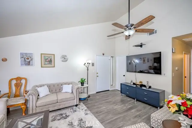 27919 Sarabande #422, Santa Clarita, CA 91387 - #3