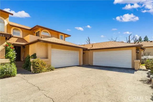 22914 Banyan Place #201, Santa Clarita, CA 91390 - #2