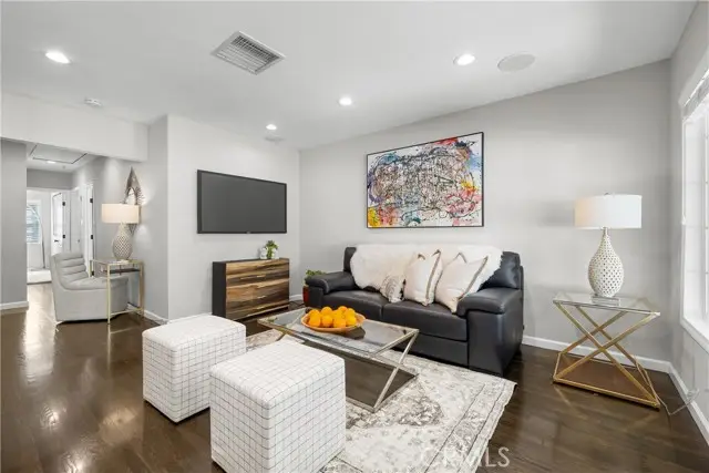 6737 Jellico, Van Nuys, CA 91406 - #3