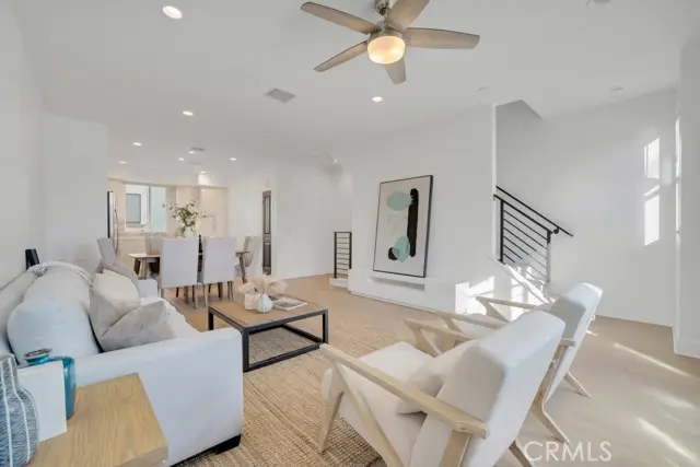 10832 W Riverton Court, North Hollywood, CA 91602 - #1