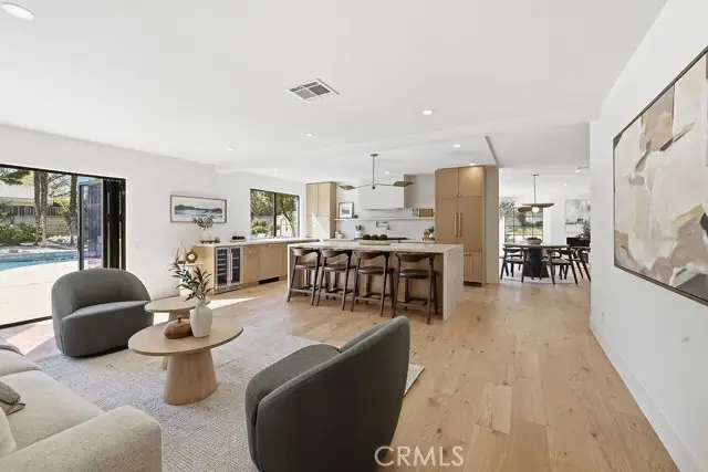 10345 Oso Avenue, Chatsworth, CA 91311 - #1