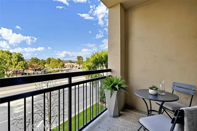 24545 Town Center #5304, Valencia, CA 91355 - #2