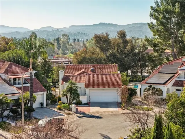 25850 Bellis Drive, Valencia, CA 91355 - #2