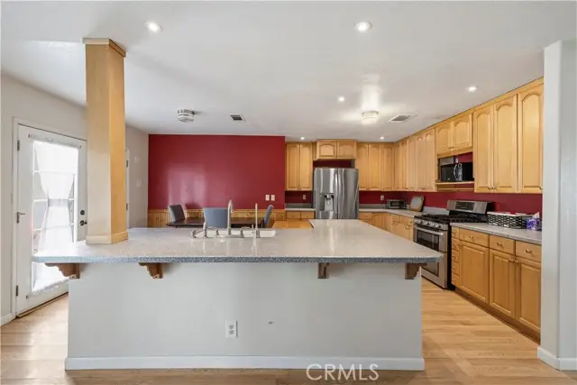 19525 Steinway, Santa Clarita, CA 91351 - #3