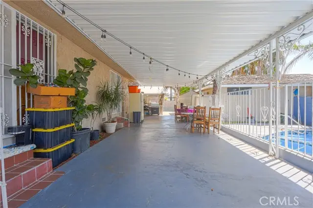 527 W Philadelphia, Ontario, CA 91762 - #3