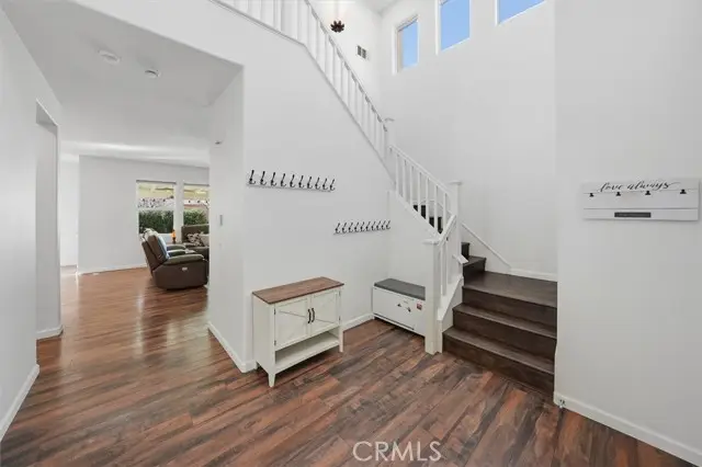 19310 Sidani, Santa Clarita, CA 91350 - #2