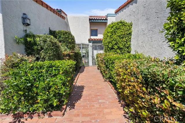 9024 Willis, San Fernando Valley, CA 91402 - #2