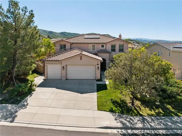 16948 White Pine Way, Canyon Country (santa Clarita), CA 91387