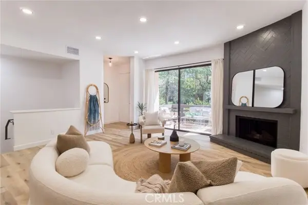 21900 Marylee Street #293, Woodland Hills (los Angeles), CA 91367