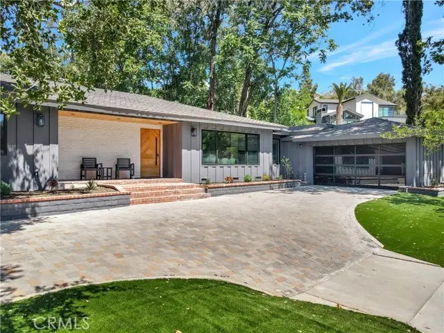 4830 Hasekian Drive, Tarzana, CA 91356 - #3