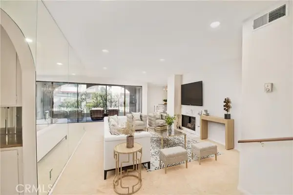 5340 Yarmouth #205, Encino (los Angeles), CA 91316