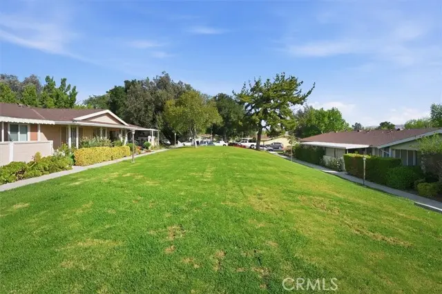 19220 Avenue Of The Oaks #A, Santa Clarita, CA 91321 - #3