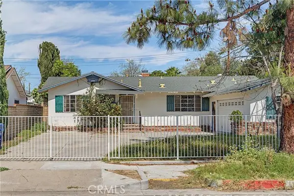 22337 Strathern Street, Canoga Park (los Angeles), CA 91304
