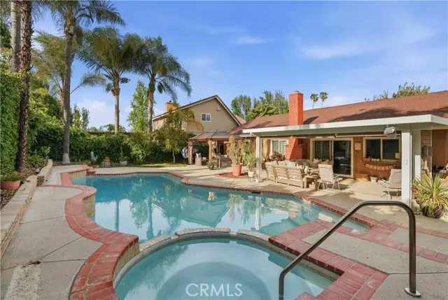 25737 Tamarisk Place, Valencia, CA 91355 - #2