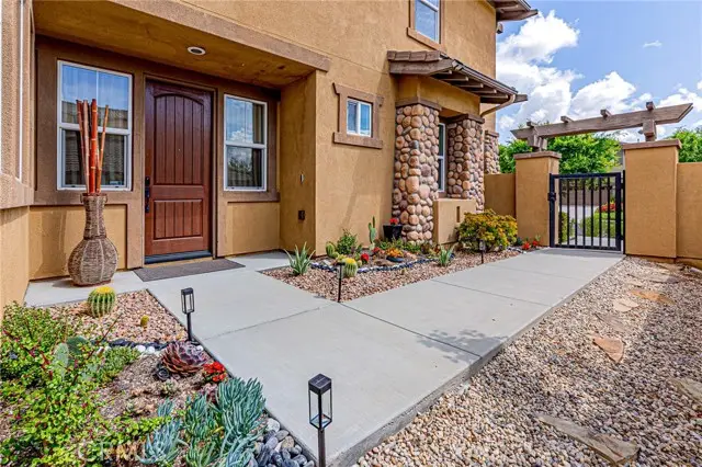 28633 Farrier, Valencia, CA 91354 - #2