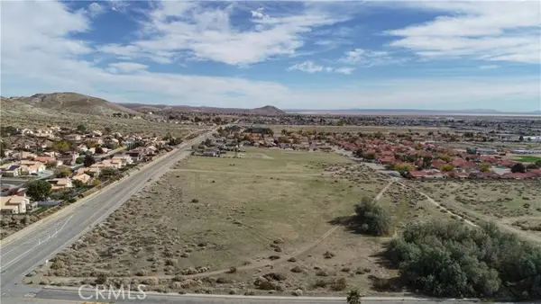 1 30th Street, Rosamond, CA 93560