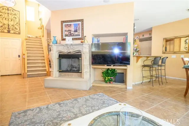 27637 Cordovan, Santa Clarita, CA 91351 - #2