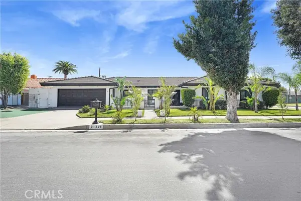 21228 Merridy Street, Chatsworth (los Angeles), CA 91311