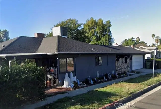 7027 Gloria Avenue, Van Nuys, CA 91406 - #1
