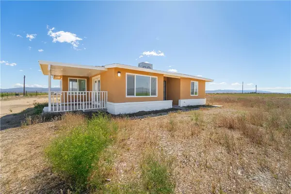 49040 70th, Lancaster, CA 93536