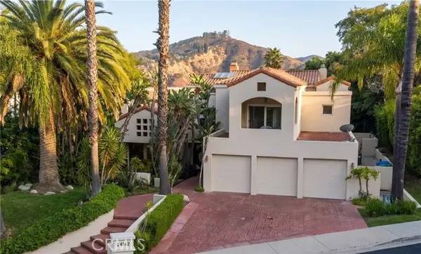 24142 Park Riviera, Calabasas, CA 91302