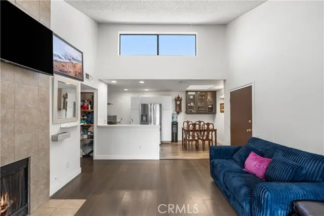 9600 Van Nuys, San Fernando Valley, CA 91402 - #3