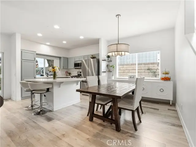 24842 Noelle, Santa Clarita, CA 91321 - #3