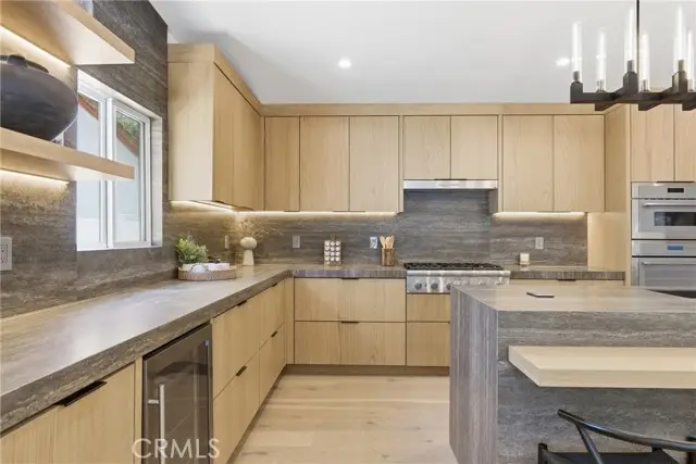 5016 Rubio Avenue, Encino, CA 91436 - #3